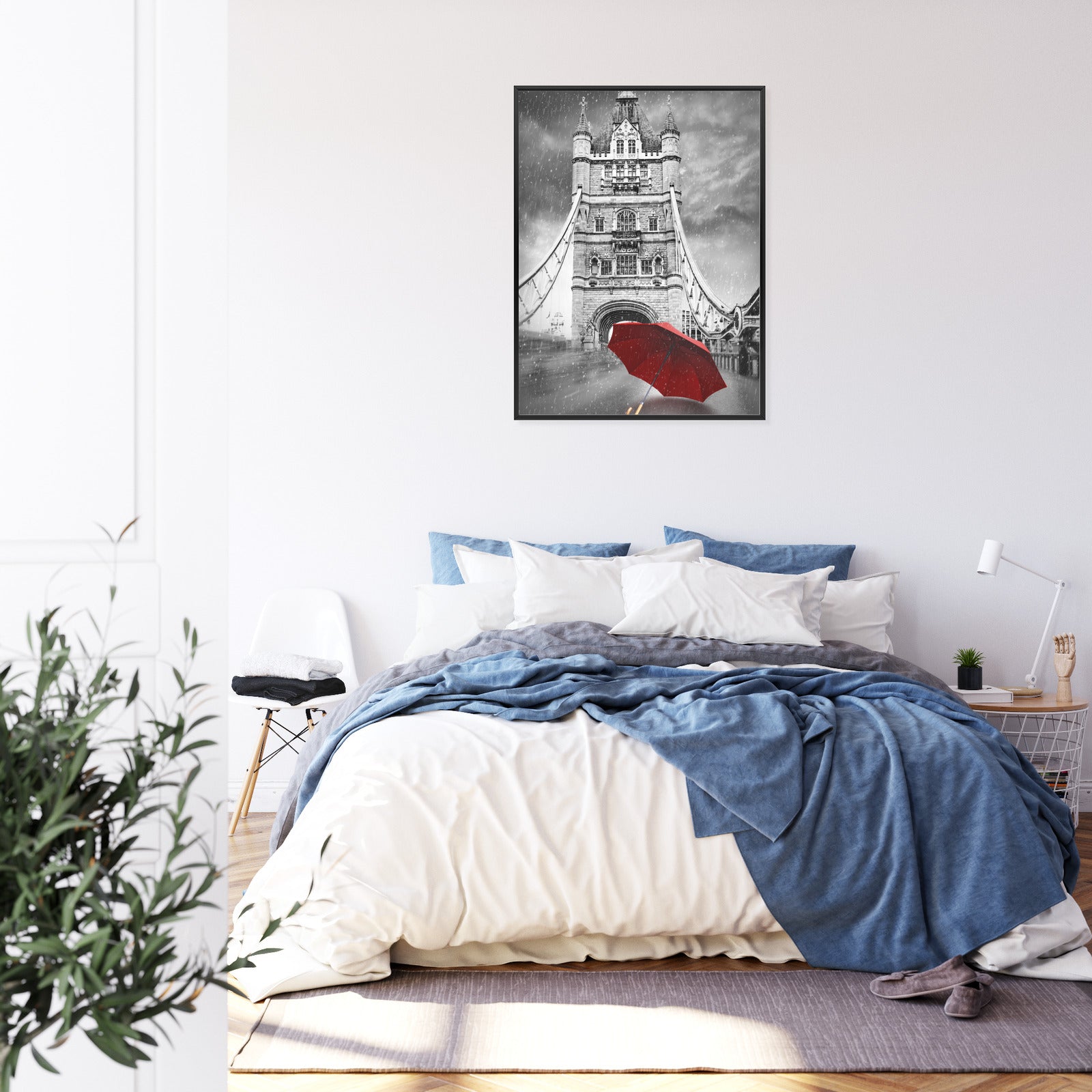 Plakat Czerwony Parasol Na Czarno Białym Tle Z Tower Bridge Rama Aluminiowa Kolor Czarny