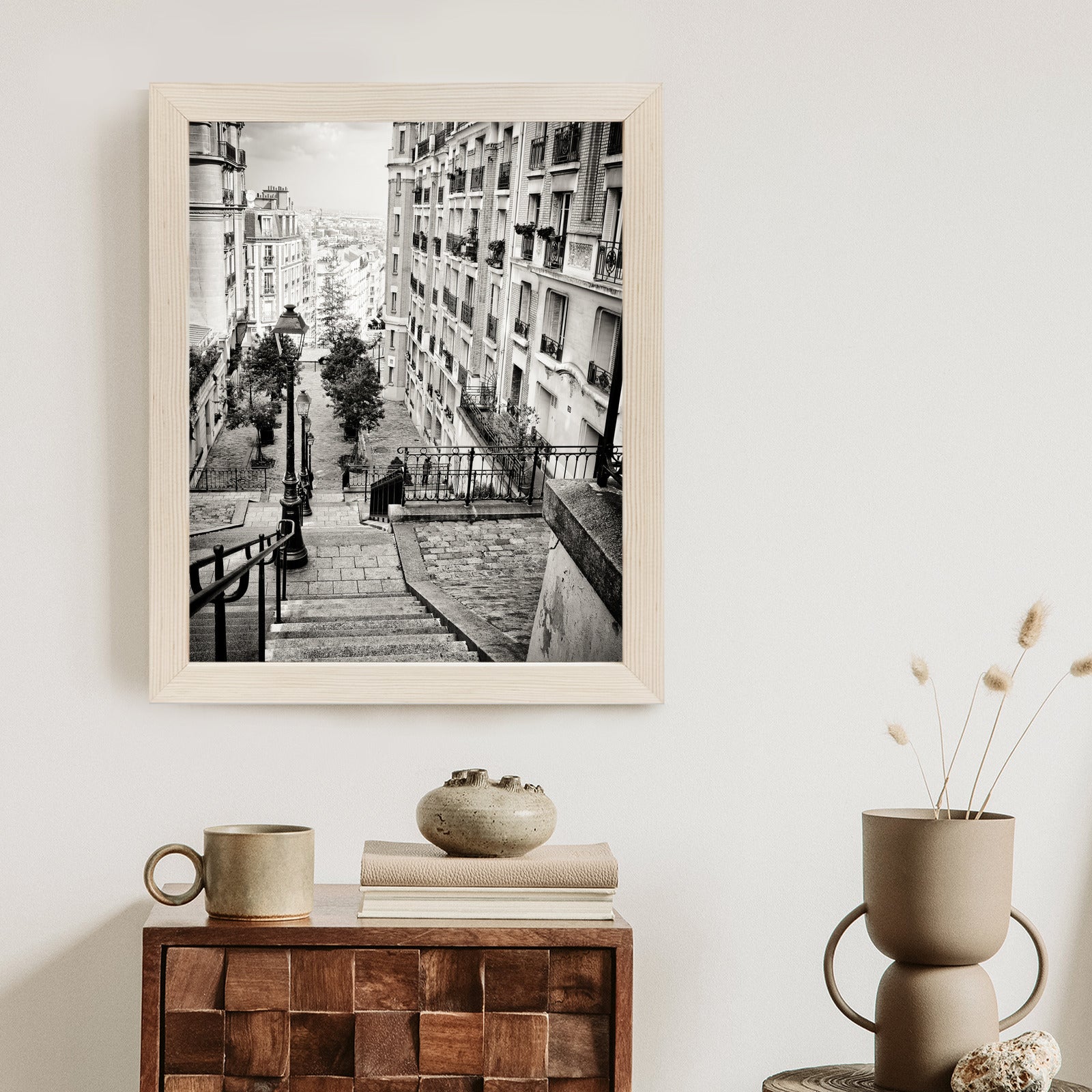 Plakat Niesamowite Ulice Paryża - Fotografia Czarno-Biała Rama Aluminiowa Kolor Czarny