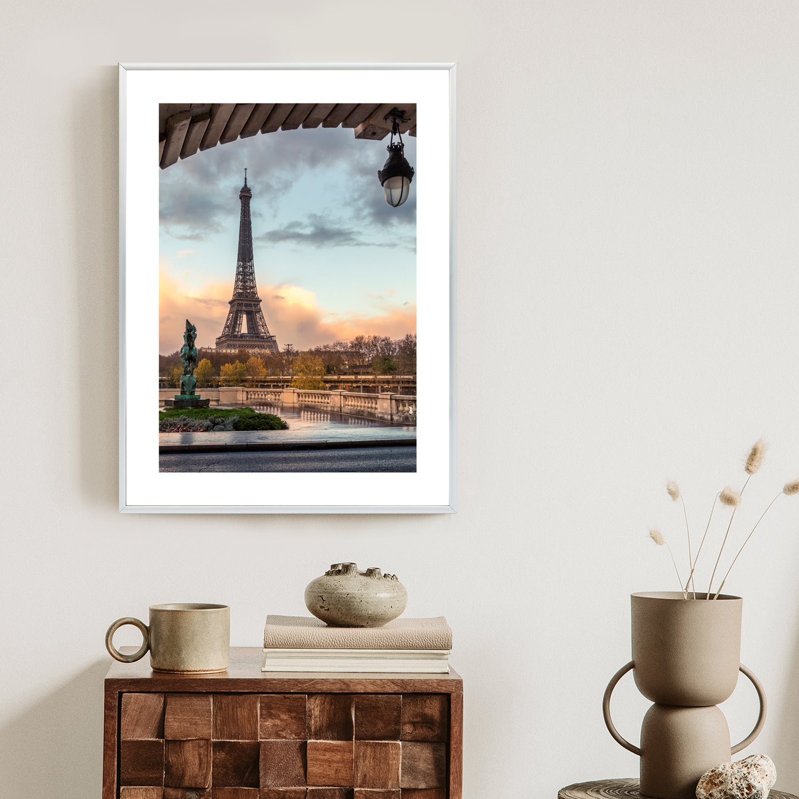 Plakat Widok Na Wieżę Eiffla Z Mostu Bir Hakeim