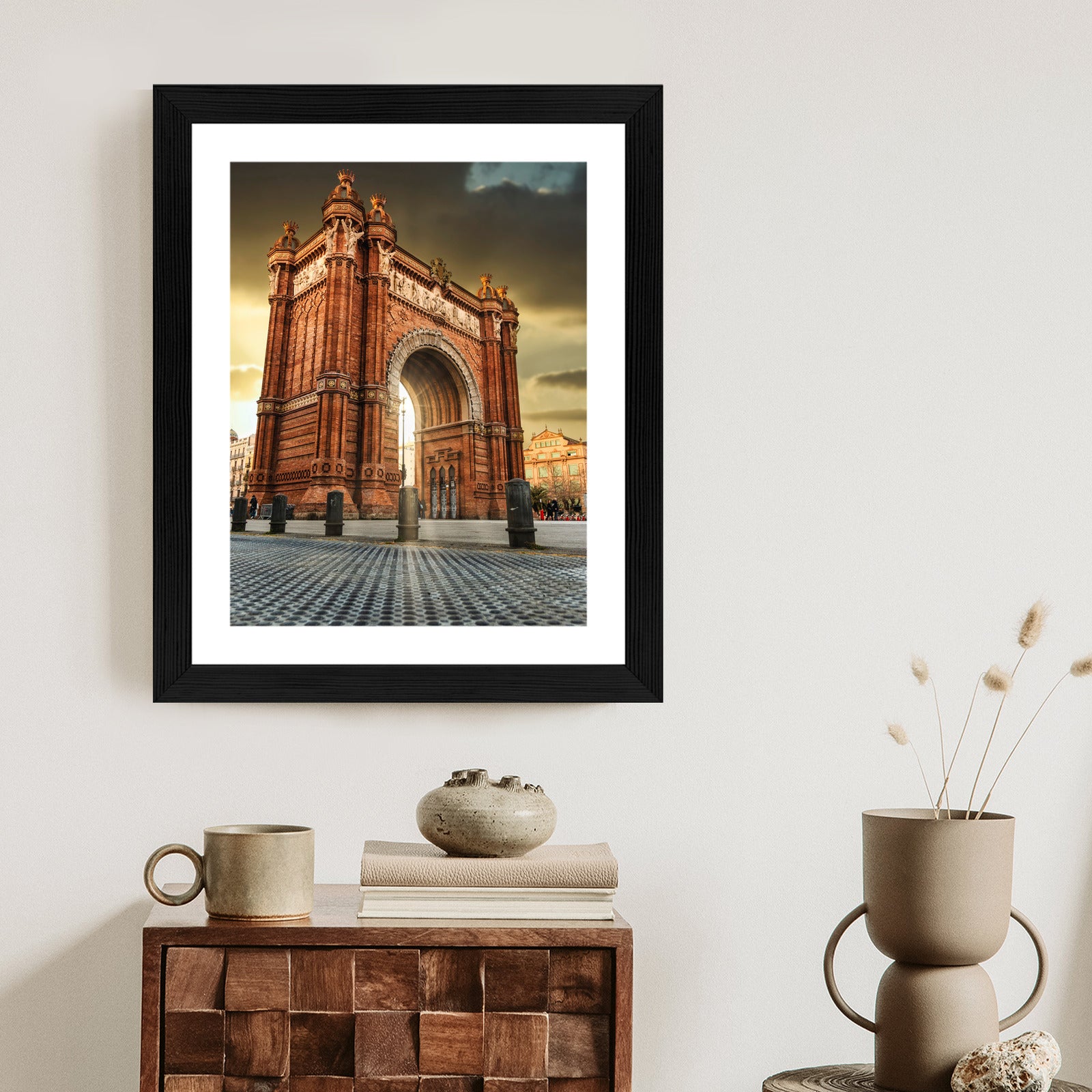 Plakat Łuk Triumfalny Słynna Budowla W Barcelonie Rama Aluminiowa Kolor Czarny