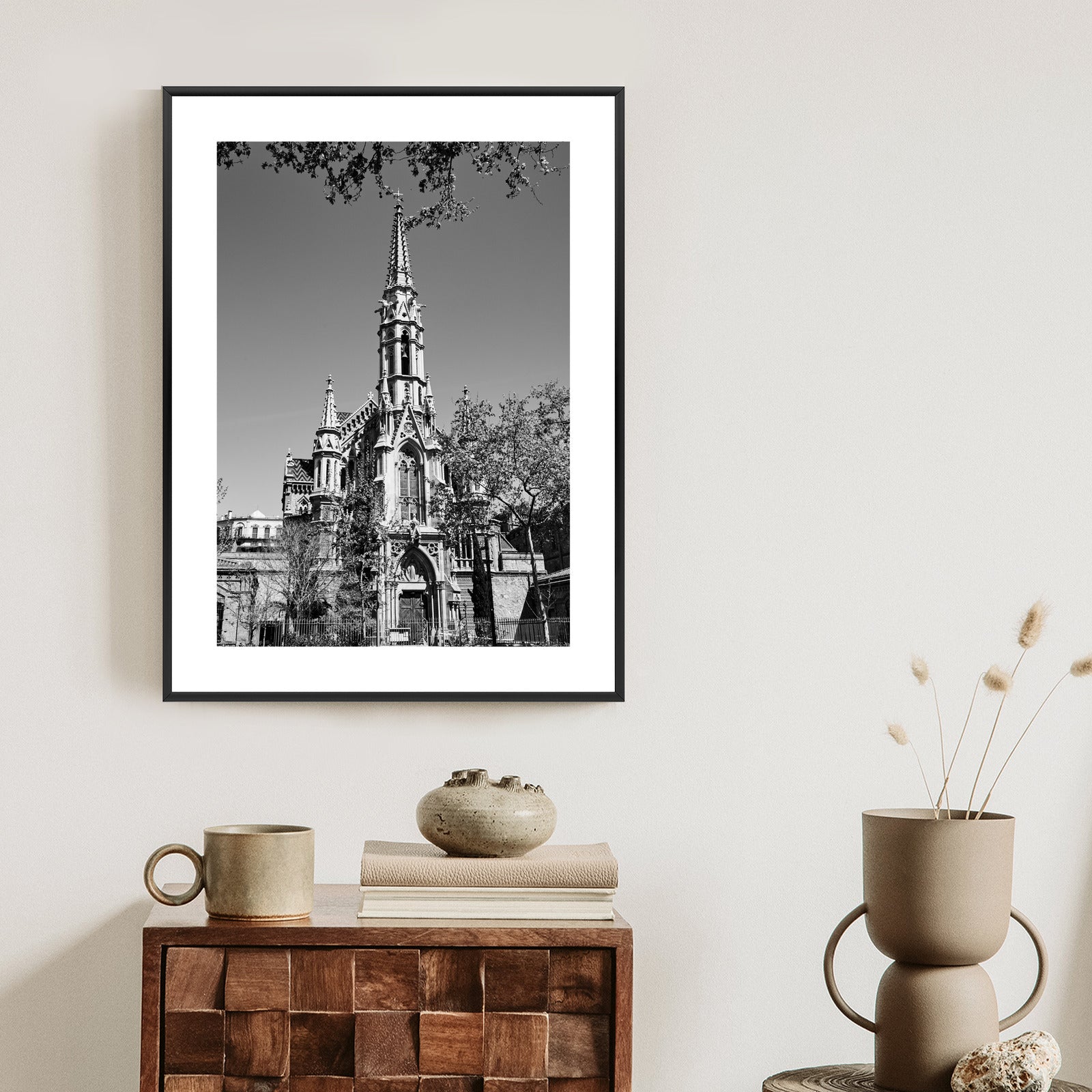 Plakat Czarno Biały Kościół W Barcelonie Rama Aluminiowa Kolor Czarny