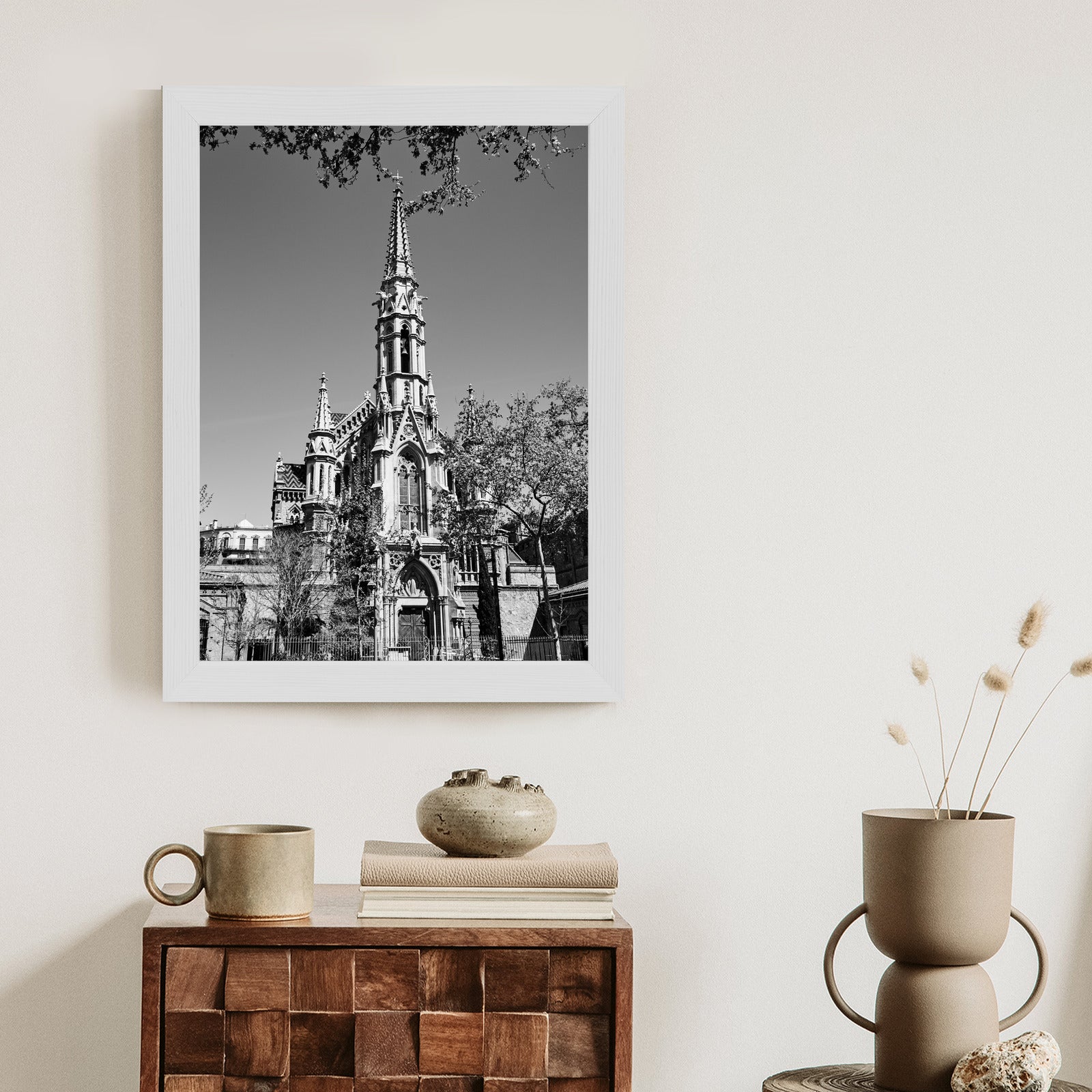Plakat Czarno Biały Kościół W Barcelonie Rama Aluminiowa Kolor Czarny