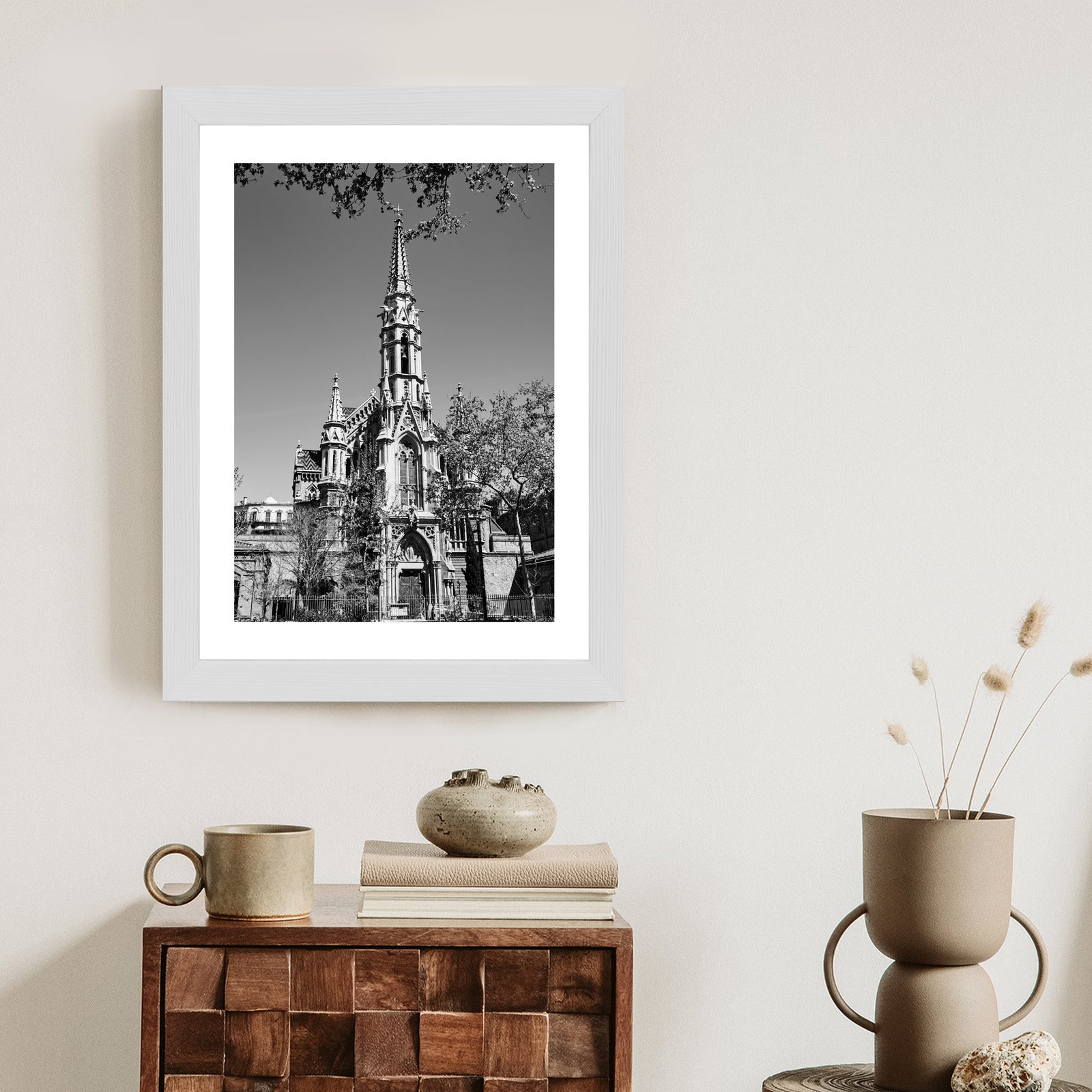 Plakat Czarno Biały Kościół W Barcelonie Rama Aluminiowa Kolor Czarny