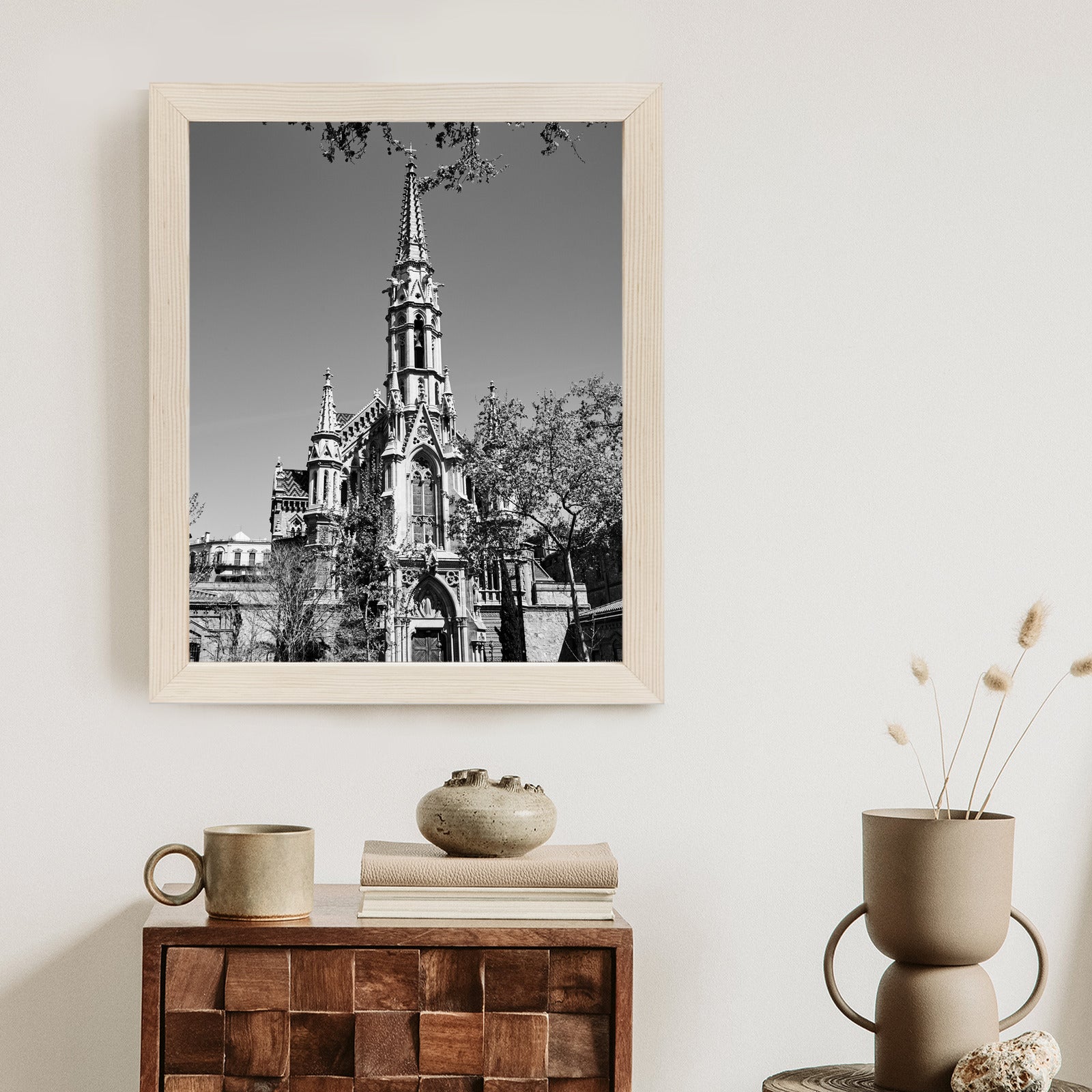 Plakat Czarno Biały Kościół W Barcelonie Rama Aluminiowa Kolor Czarny
