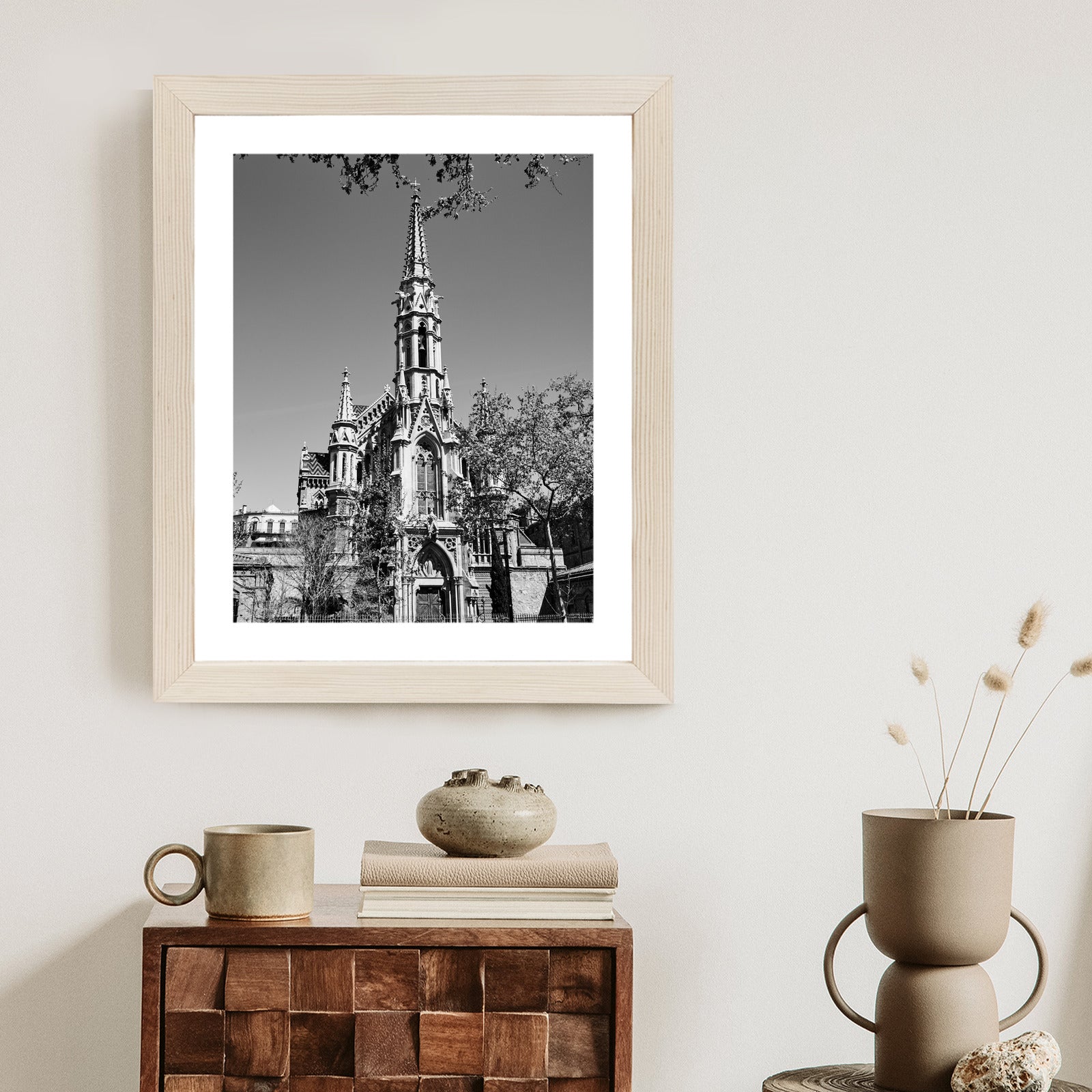 Plakat Czarno Biały Kościół W Barcelonie Rama Aluminiowa Kolor Czarny