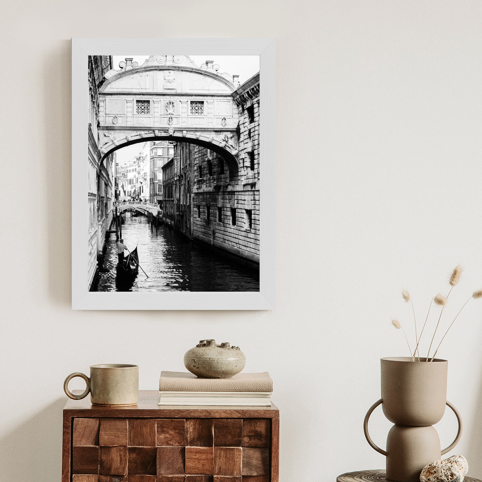 Plakat Gondola Na Czarno Białym Weneckim Kanale Rama Aluminiowa Kolor Czarny