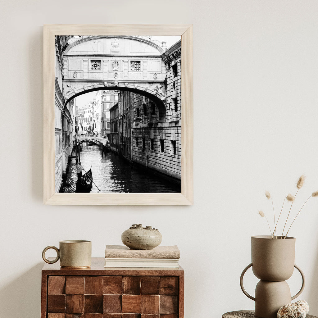 Plakat Gondola Na Czarno Białym Weneckim Kanale Rama Aluminiowa Kolor Czarny