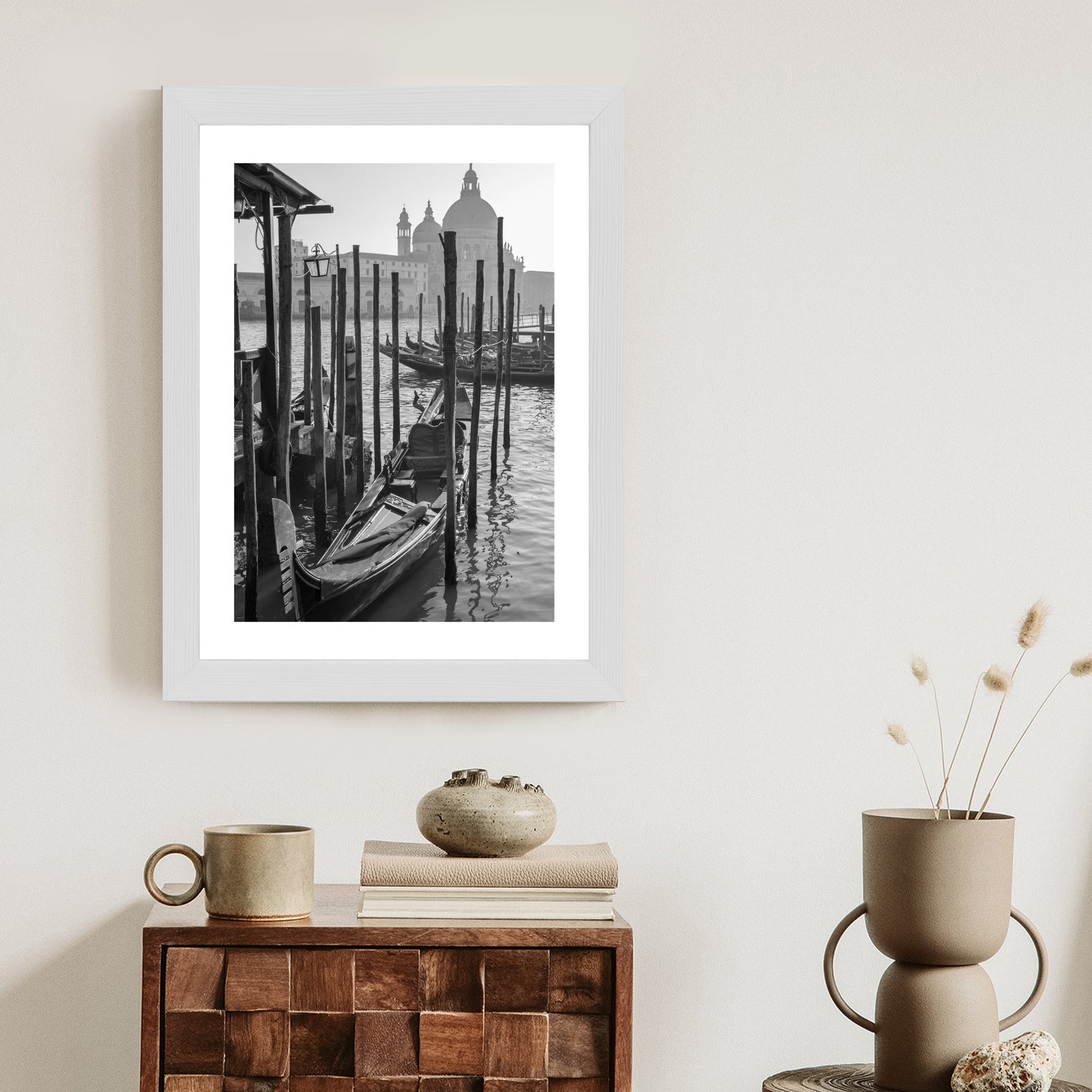 Plakat Kościół Santa Maria Della Salute I Gondole Rama Aluminiowa Kolor Czarny