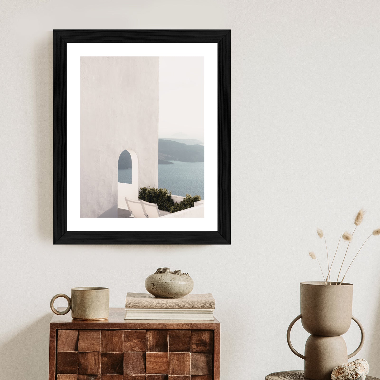 Plakat Biała Architektura Na Santorini Z Widokiem Na Morze Rama Aluminiowa Kolor Czarny