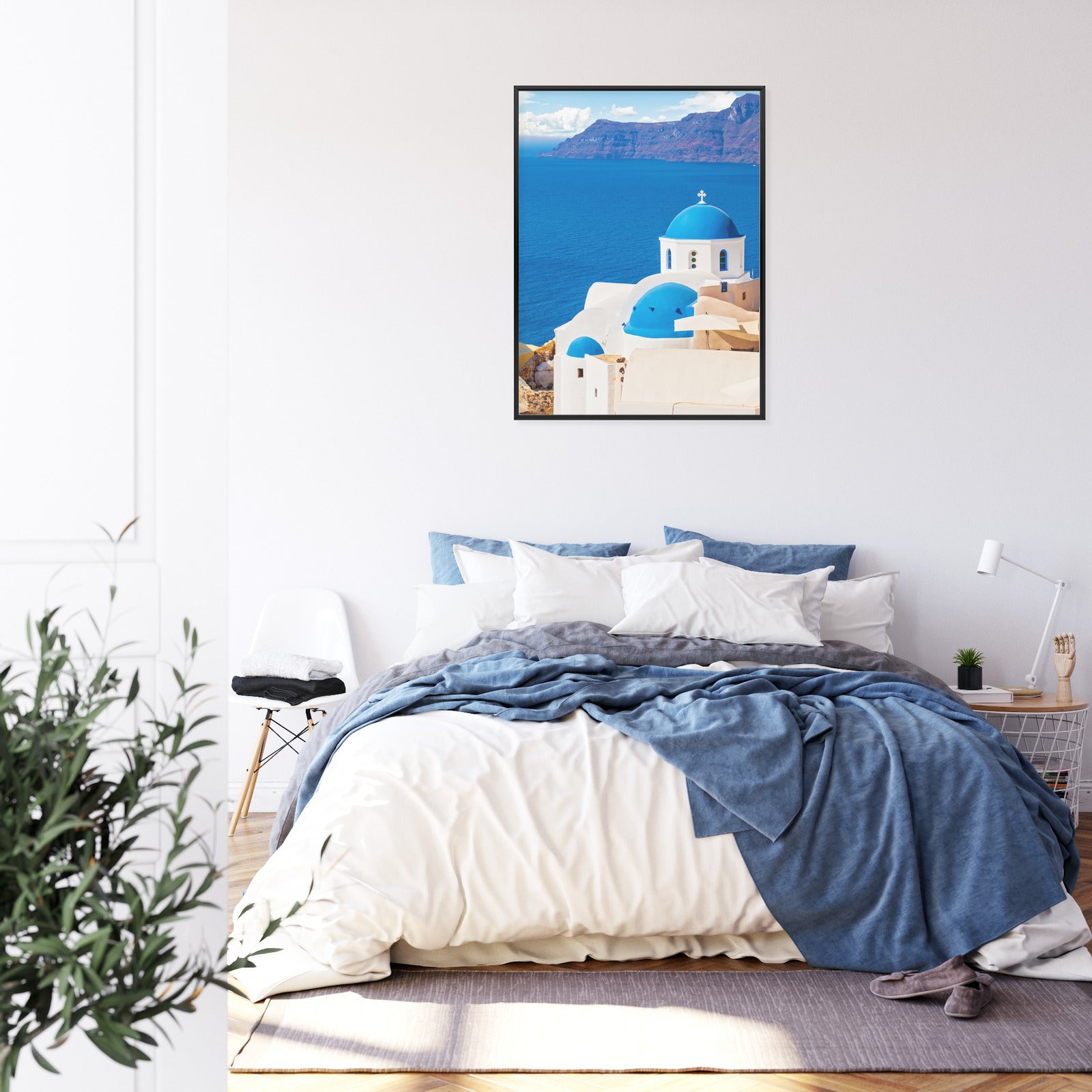 Plakat Krajobraz Santorini Z Białym Kościołem I Widokiem Na Błękitne Morze Rama Aluminiowa Kolor Czarny