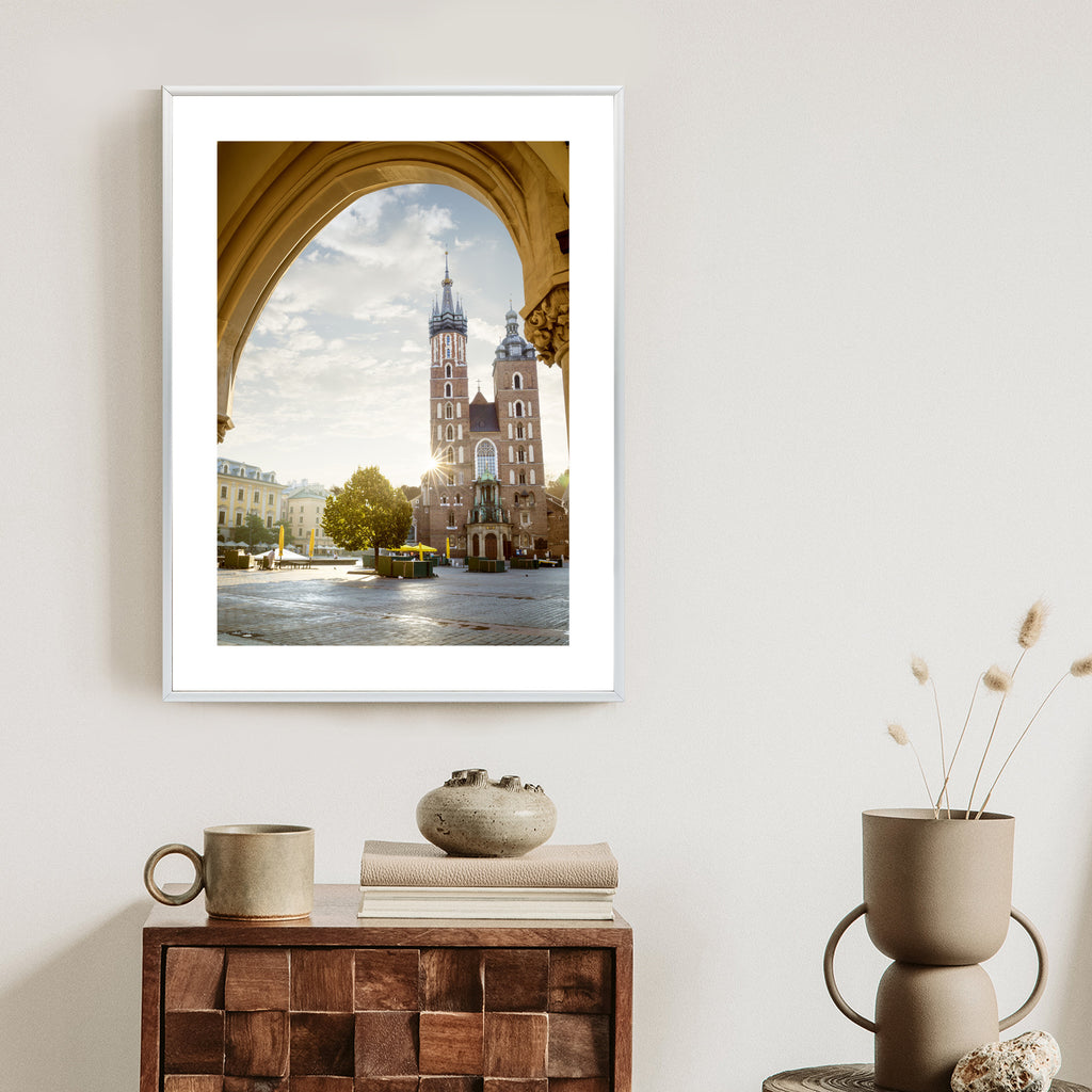 Plakat Widok Z Sukiennic Na Kościół Mariacki W Krakowie Rama Aluminiowa Kolor Czarny