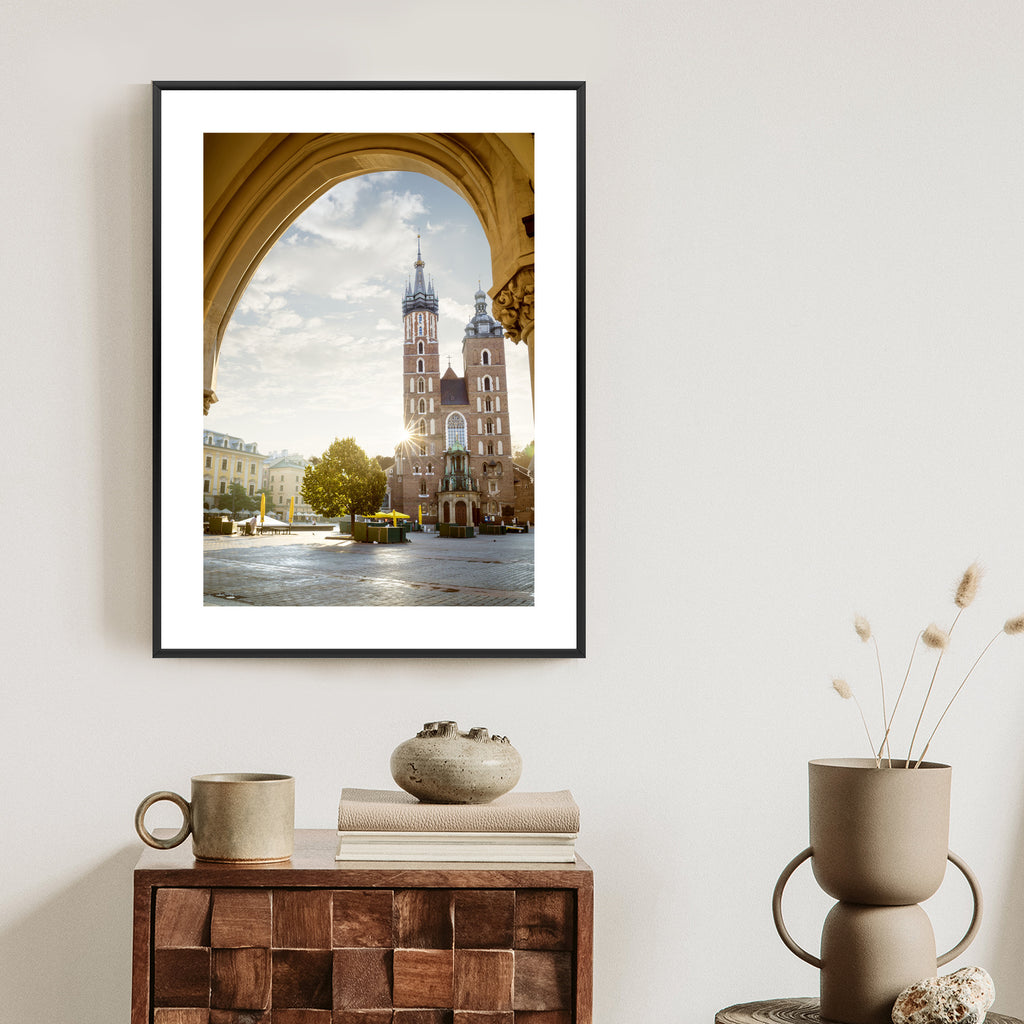 Plakat Widok Z Sukiennic Na Kościół Mariacki W Krakowie Rama Aluminiowa Kolor Czarny